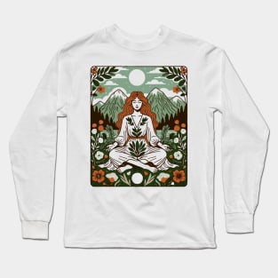 Ginger beauty queen of mountains and nature Long Sleeve T-Shirt